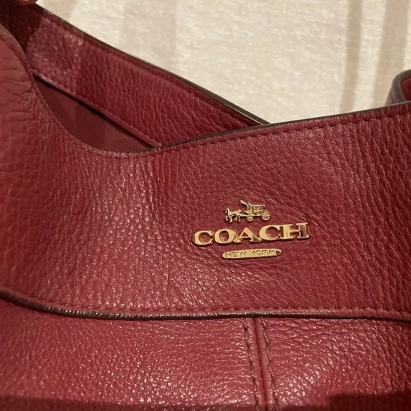 Coach purse - Picture 2 of 6